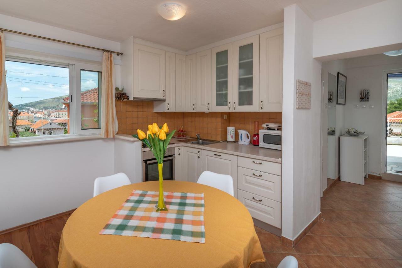 Apartment Dinka トロギール エクステリア 写真