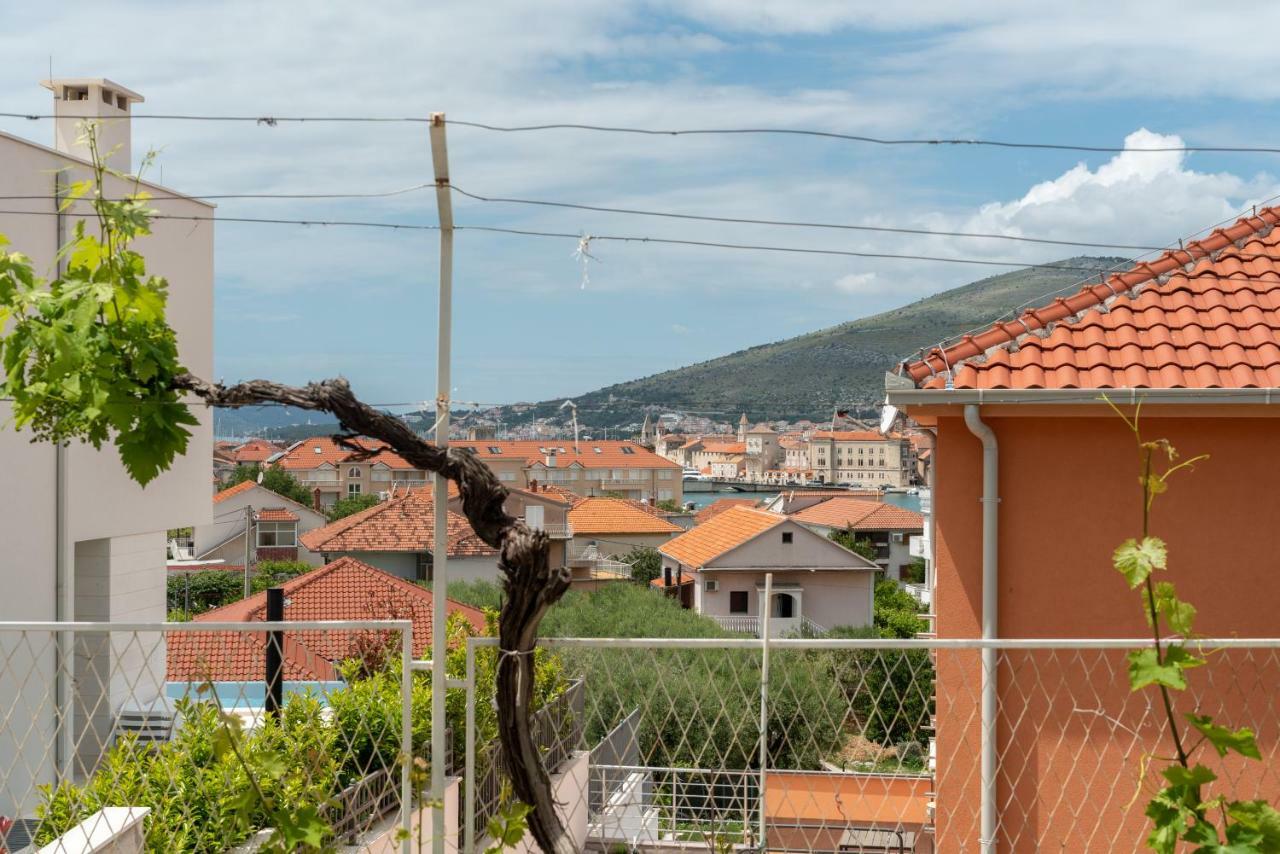 Apartment Dinka トロギール エクステリア 写真